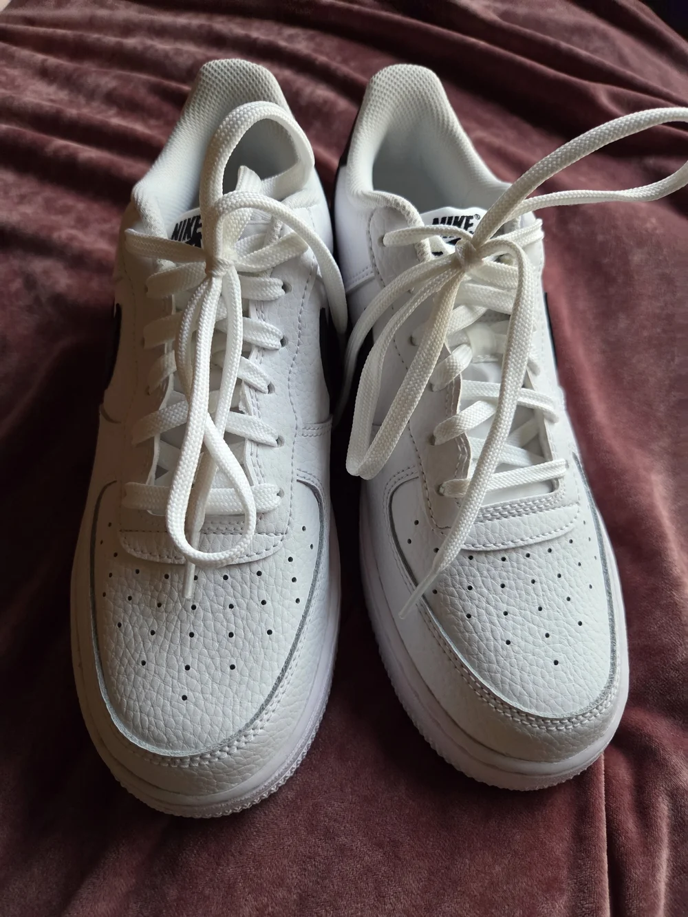 New!!! Nike Air Force 1 Low White Black - Youth 7 New (8.5 Womens)